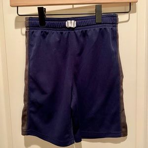 Boys Carter’s Shorts Size 5